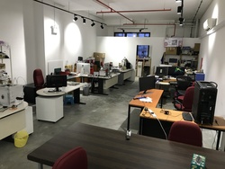 oxley-bizhub-2 photo thumbnail #4